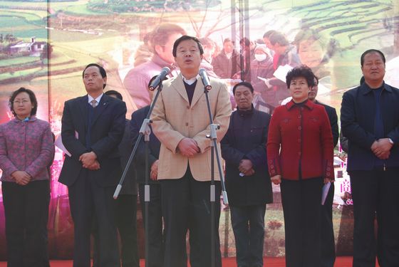 市委常委、市政府常務(wù)副市長張榮珠講話.jpg